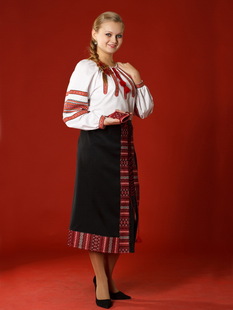 Вишитий костюм ЖК 7