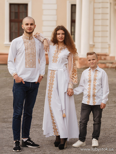 Сімейні вишиванки F-008