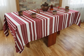 Скатертина вишита B4